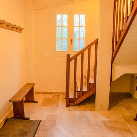 Holiday home Chaleureuse Dans Le Perche *