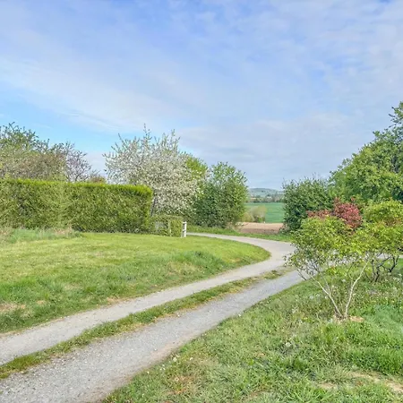 Chaleureuse Dans Le Perche Дом отдыха